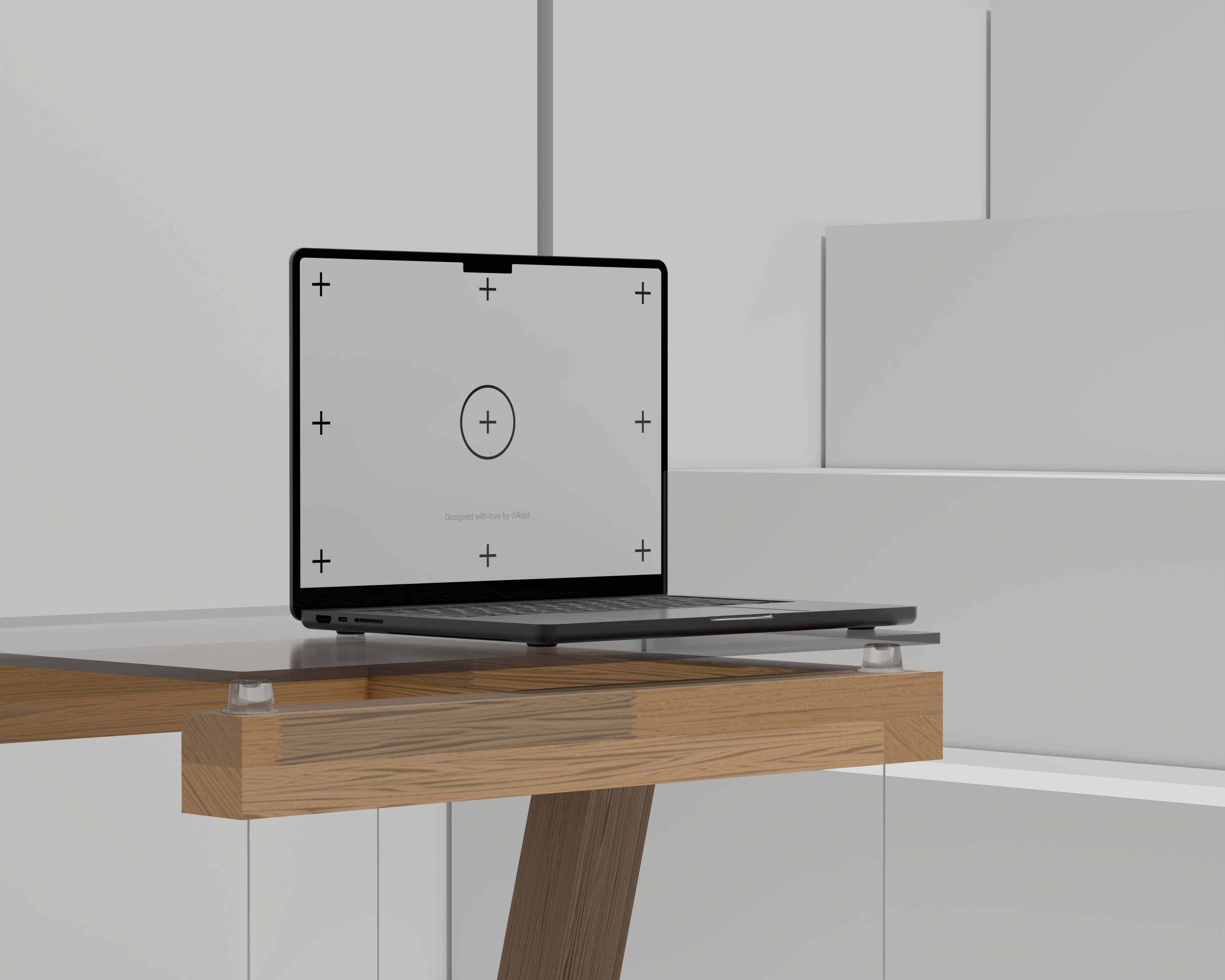 Laptop auf einem Schreibtisch mit einer Tabelle von Zahlen auf dem Bildschirm